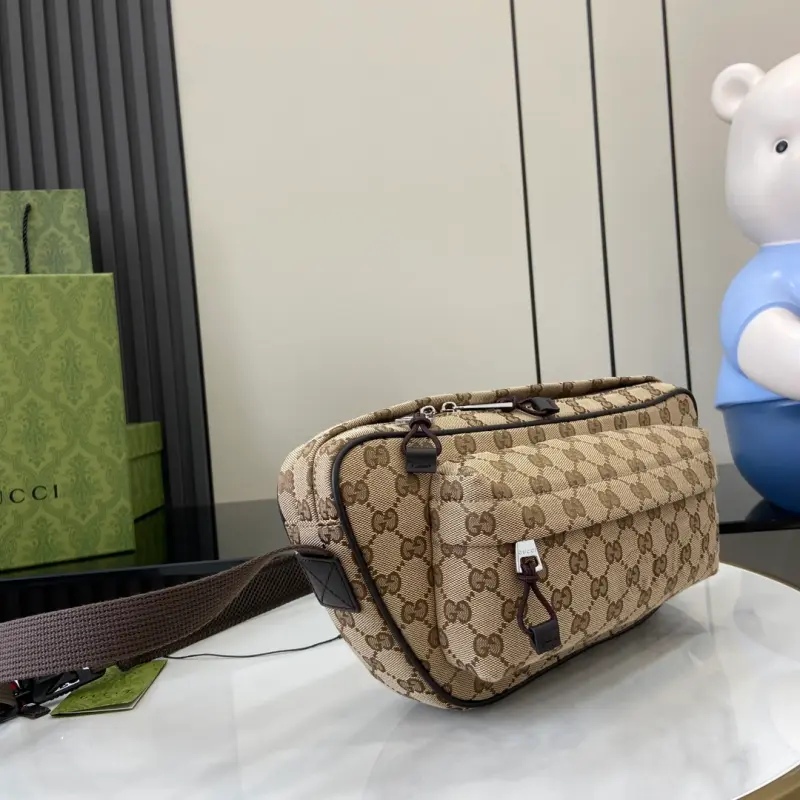 802096 CM 1 High-Quality Bags - Image 2