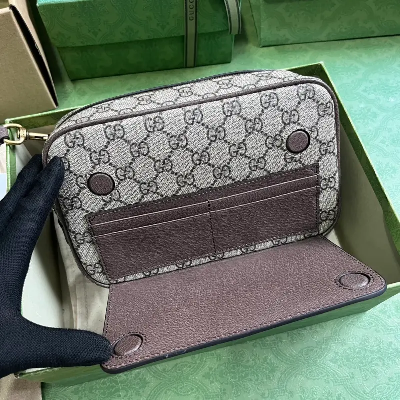 760245 CM 1 High-Quality Bags - Image 2