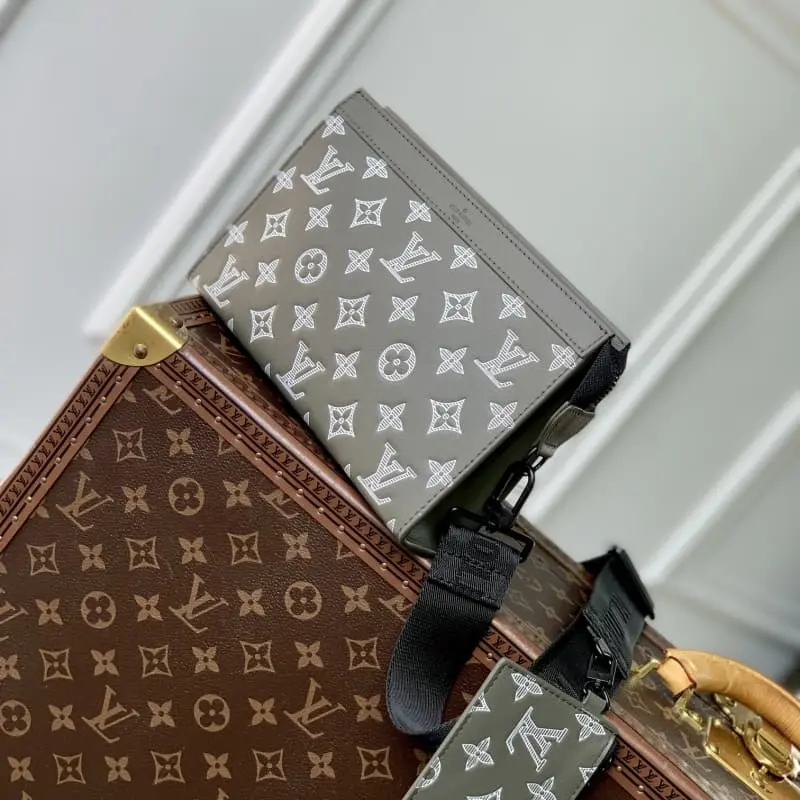 M81115 Elegant Green 22x14.5x4.5cm High Quality Bags - Image 2