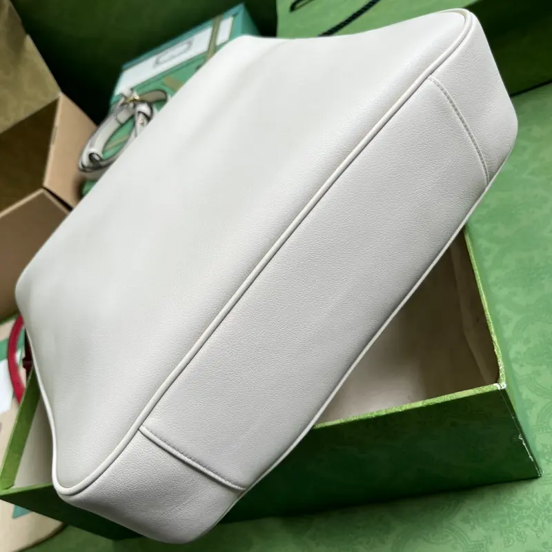 746245 CM 2 High-Quality Bags - Image 2