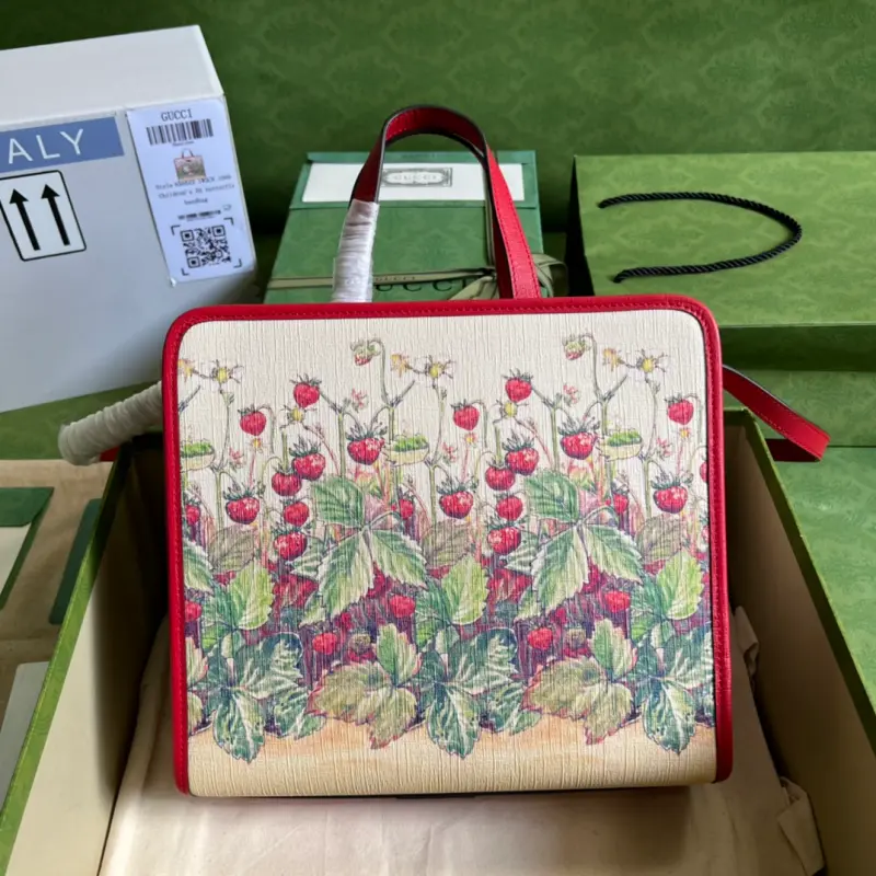 630542 CM 1 High-Quality Bags - Image 2