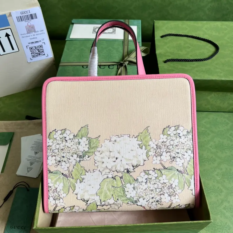 605614 CM 5 High-Quality Bags - Image 2