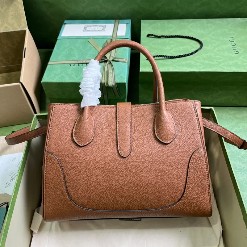 727810 CM 1 High-Quality Bags - Image 2