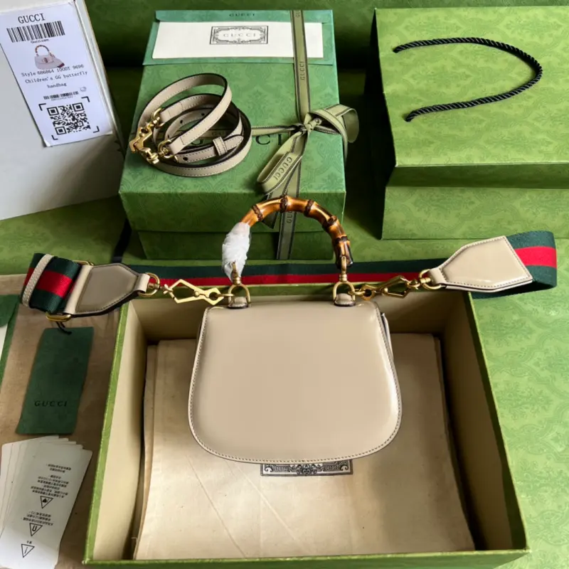 686864 CM 1 High-Quality Bags - Image 2