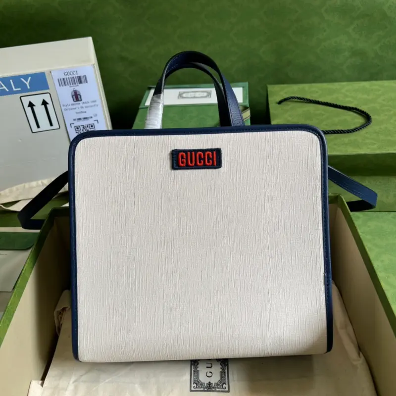 630542 CM 3 High-Quality Bags - Image 2