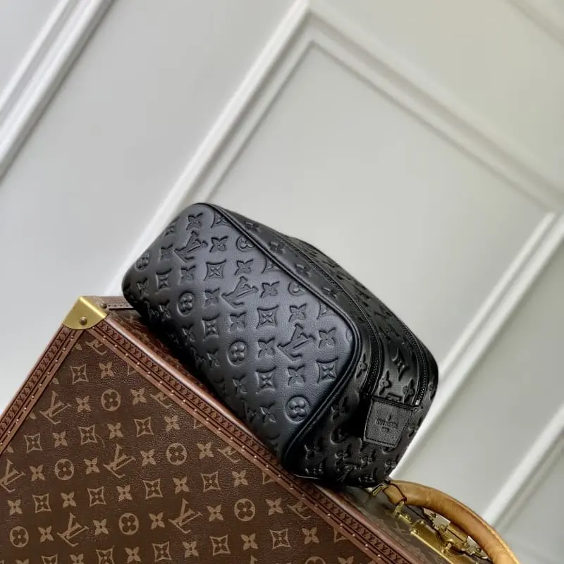 M12645 28x15x16.5cm High Quality Bags - Image 2