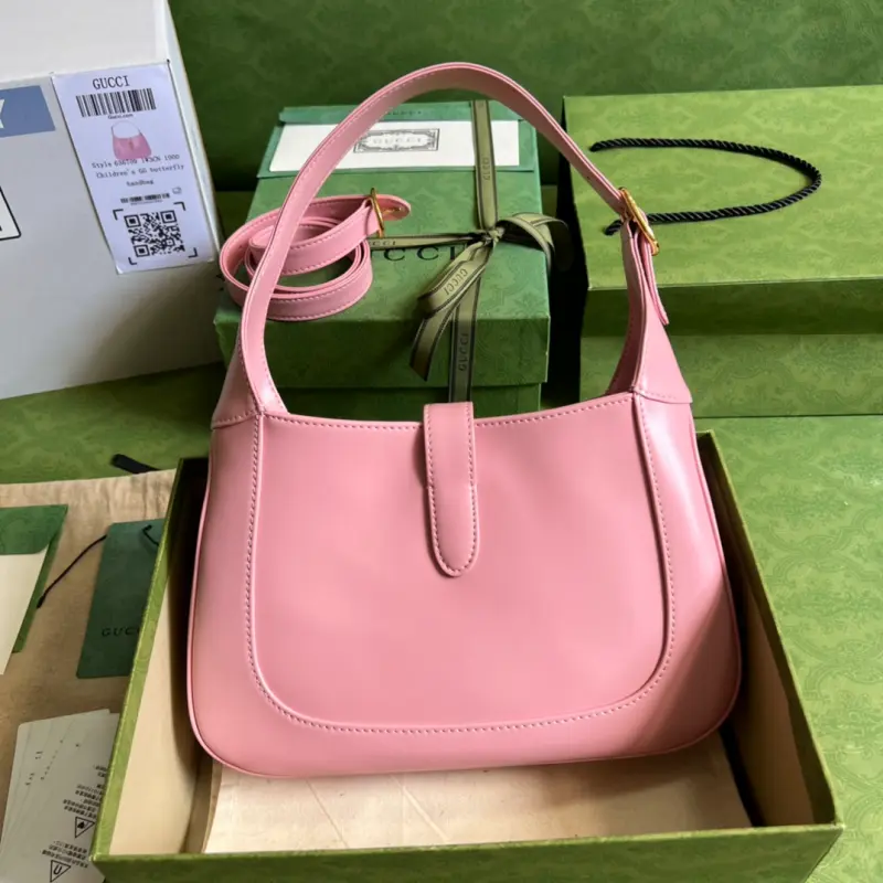 636709 CM 5 High-Quality Bags - Image 2