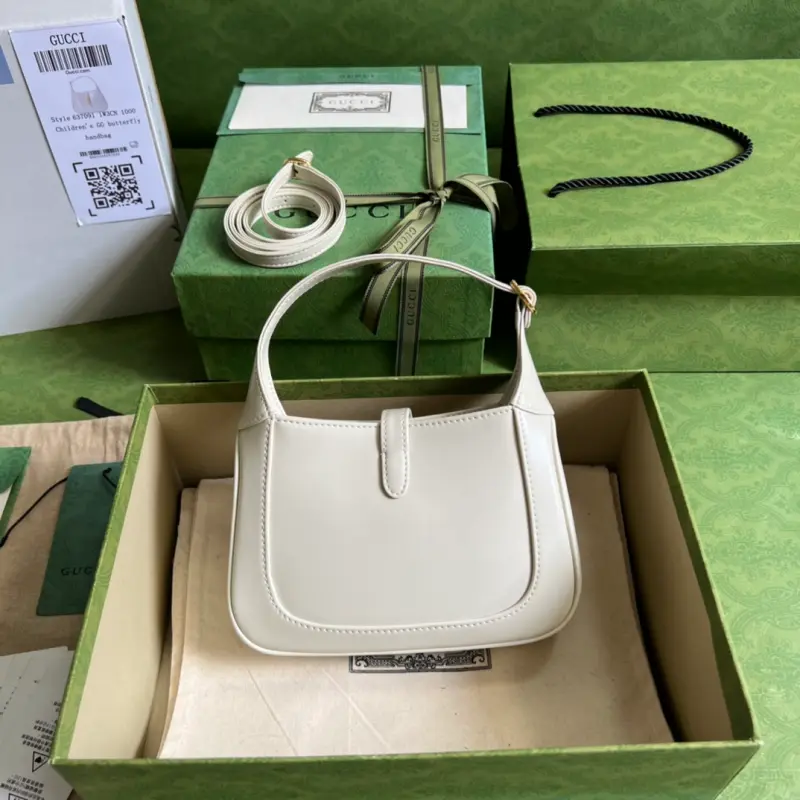 637091 CM 1 High-Quality Bags - Image 2