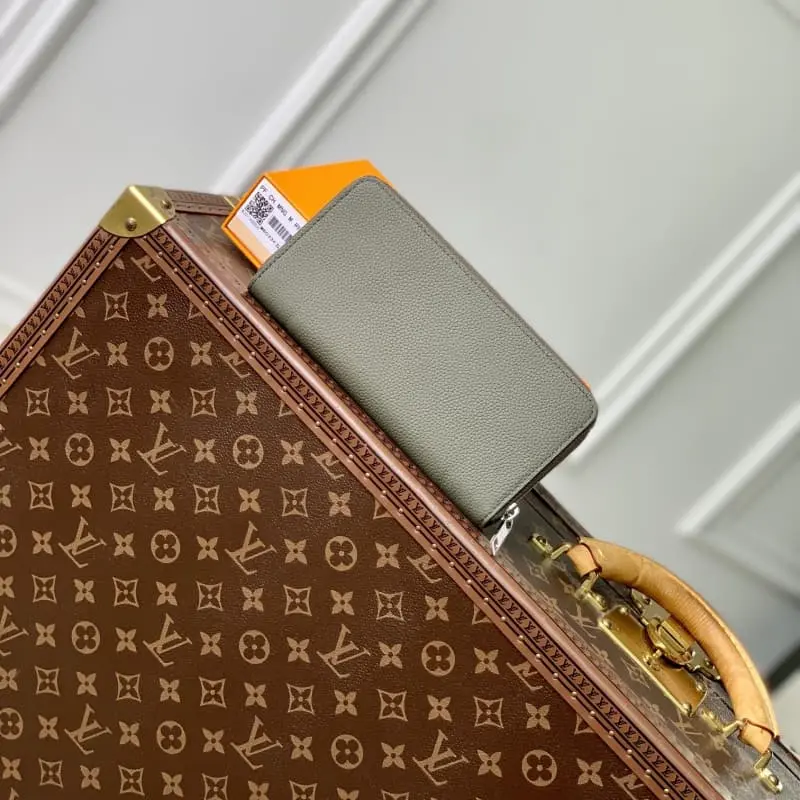 M80334 Green 21x2.5x10cm High Quality Bags - Image 2