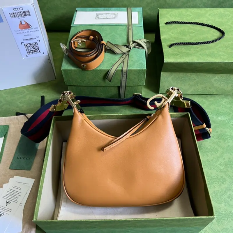 699409 CM 3 High-Quality Bags - Image 2