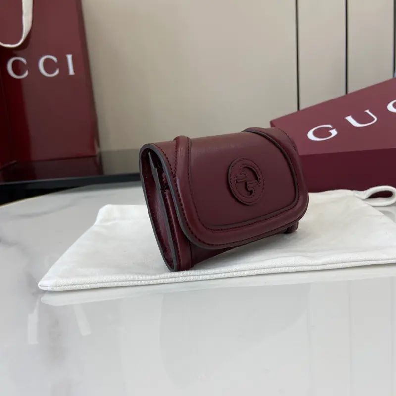 818811 CM 1 High-Quality Bags - Image 2