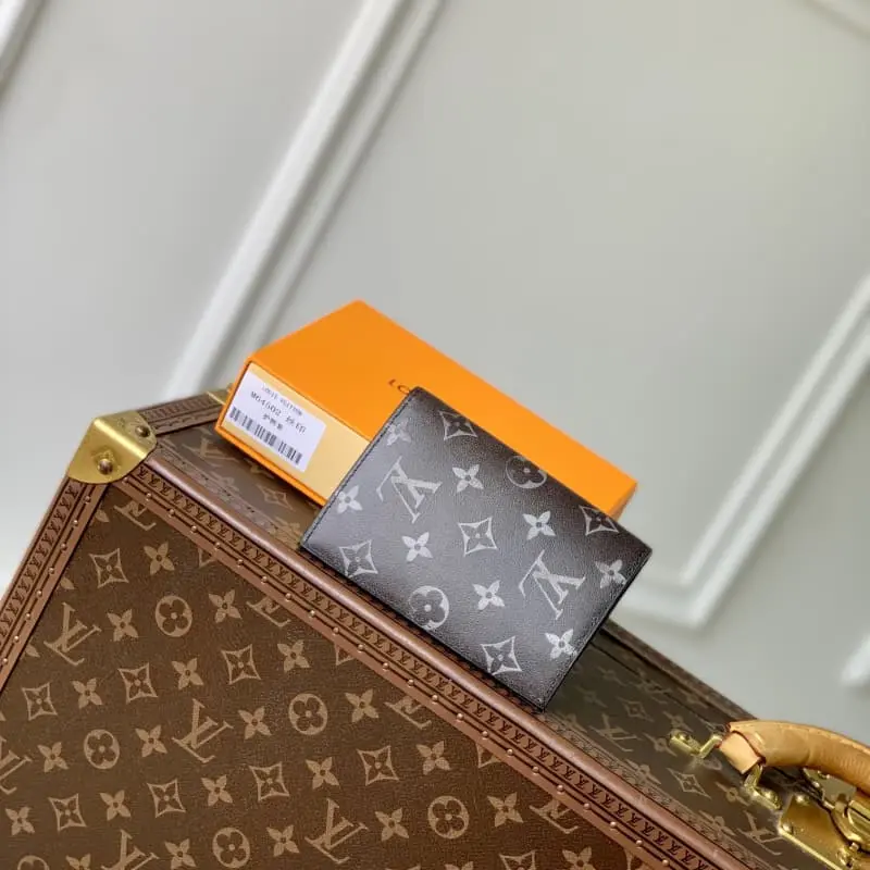 M64502 Silk screen passport holder 10x14x2cm High Quality Bags - Image 2