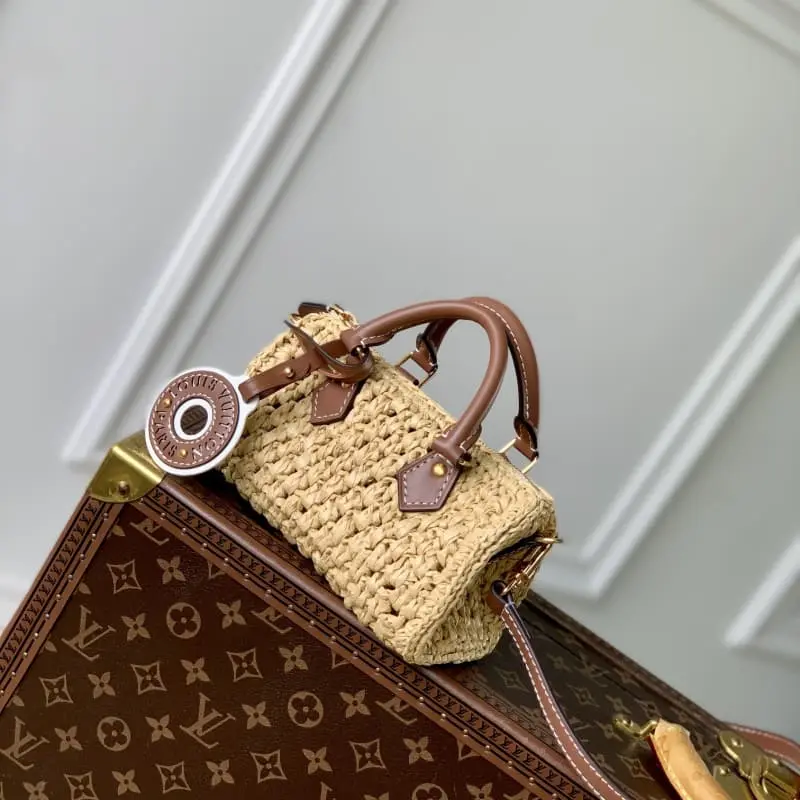 M83525 16x10x7.5cm High Quality Bags - Image 2