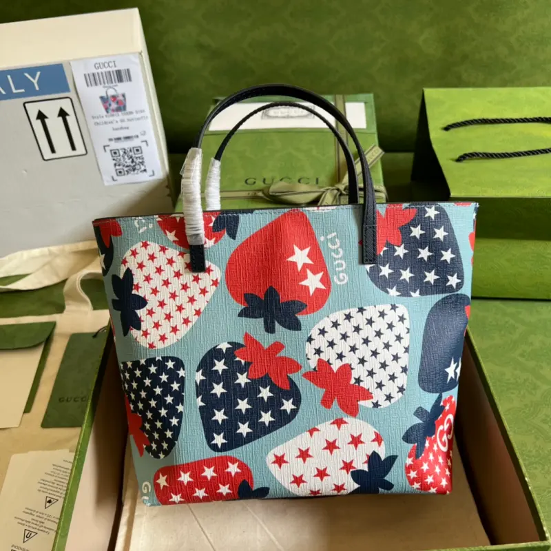 410812 CM 32 High-Quality Bags - Image 2
