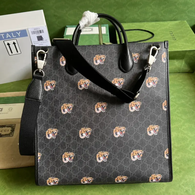 674155 CM 2 High-Quality Bags - Image 2