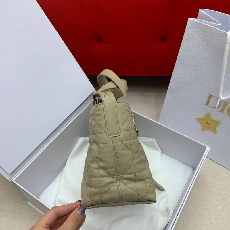 ML248 2 High Quality Bags - Image 2