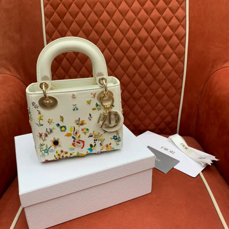 ML212 High Quality Bags - Image 10