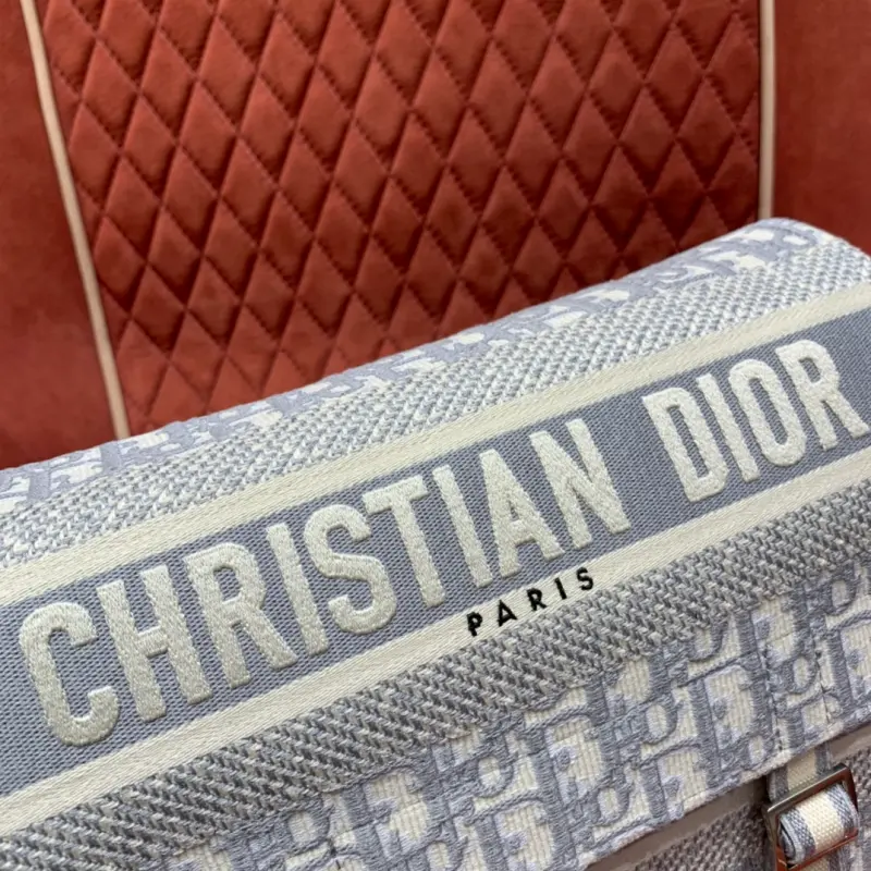 ML193 2 High Quality Bags - Image 2