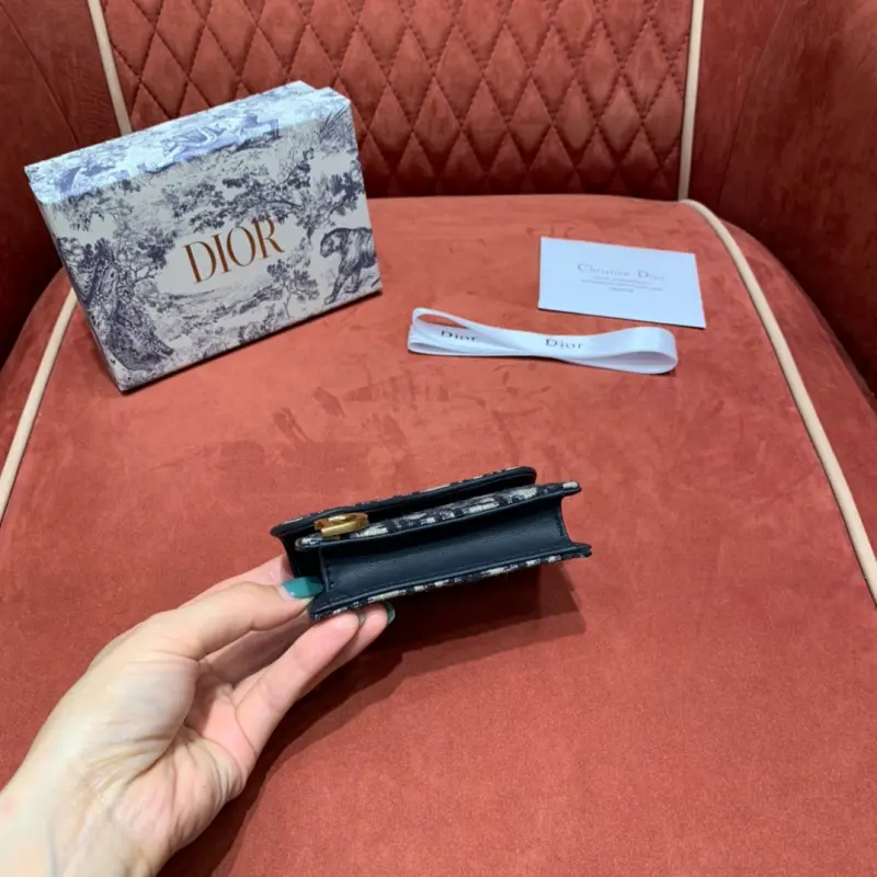 ML189 2 High Quality Bags - Image 2