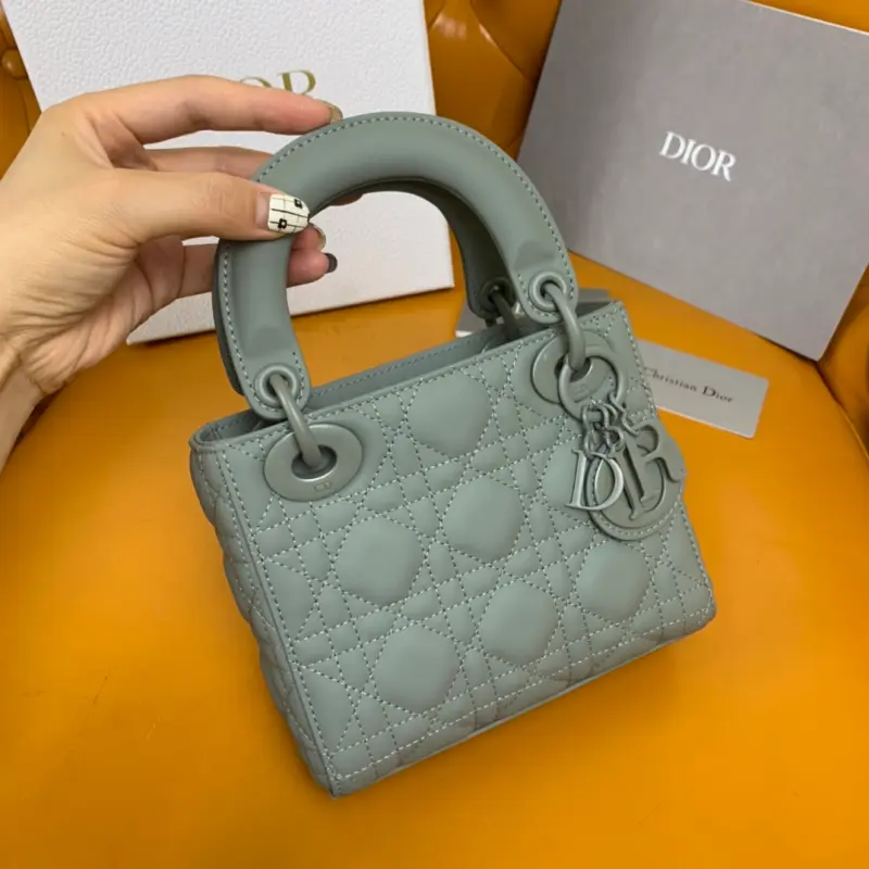 ML184 3 High Quality Bags - Image 2