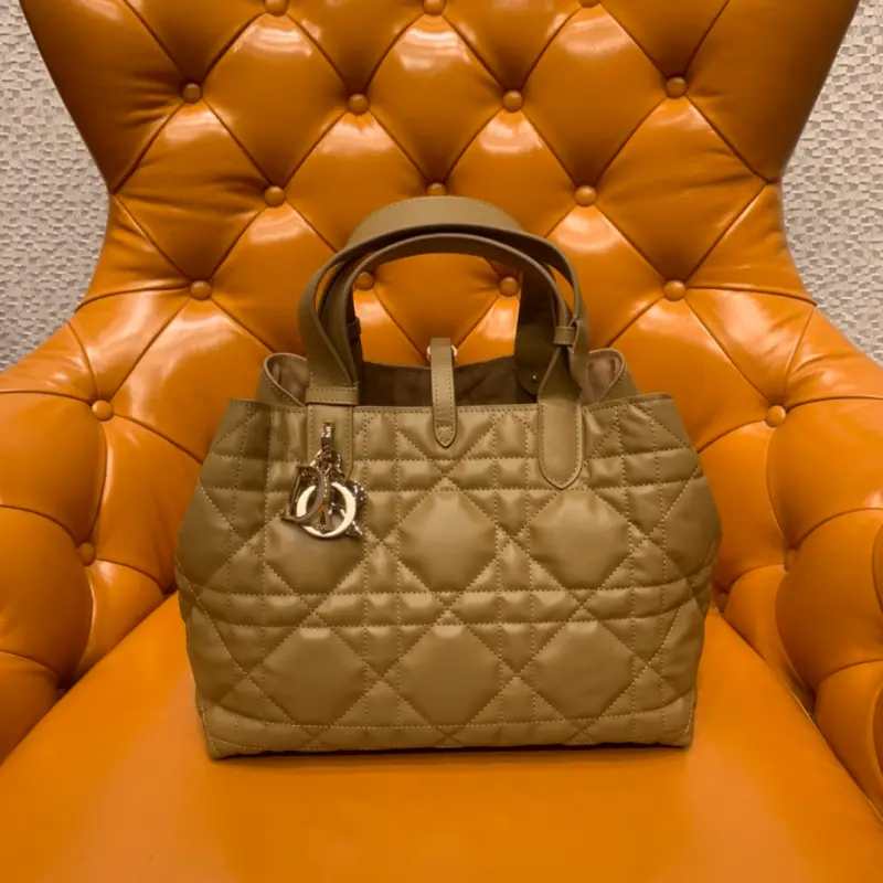 ML175 2 High Quality Bags - Image 2