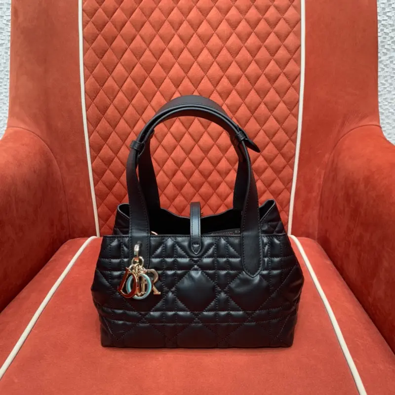 ML176 1 High Quality Bags - Image 2