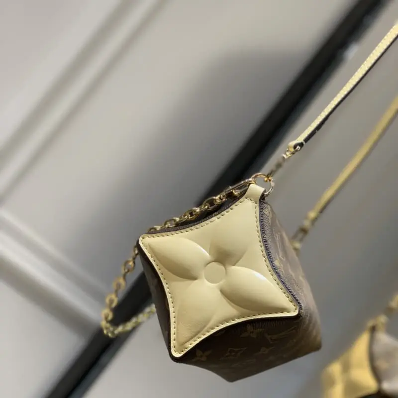 M11303 22.5x13x13cm High Quality Bags - Image 2