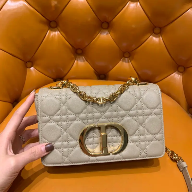 ML102 4 High Quality Bags - Image 2