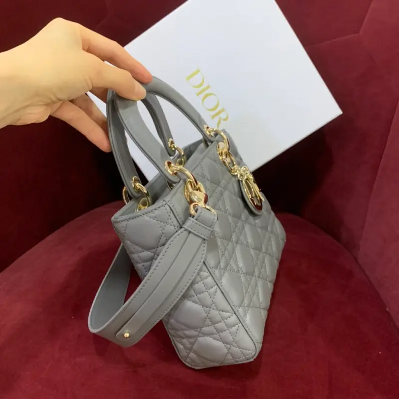 ML83 High Quality Bags - Image 2