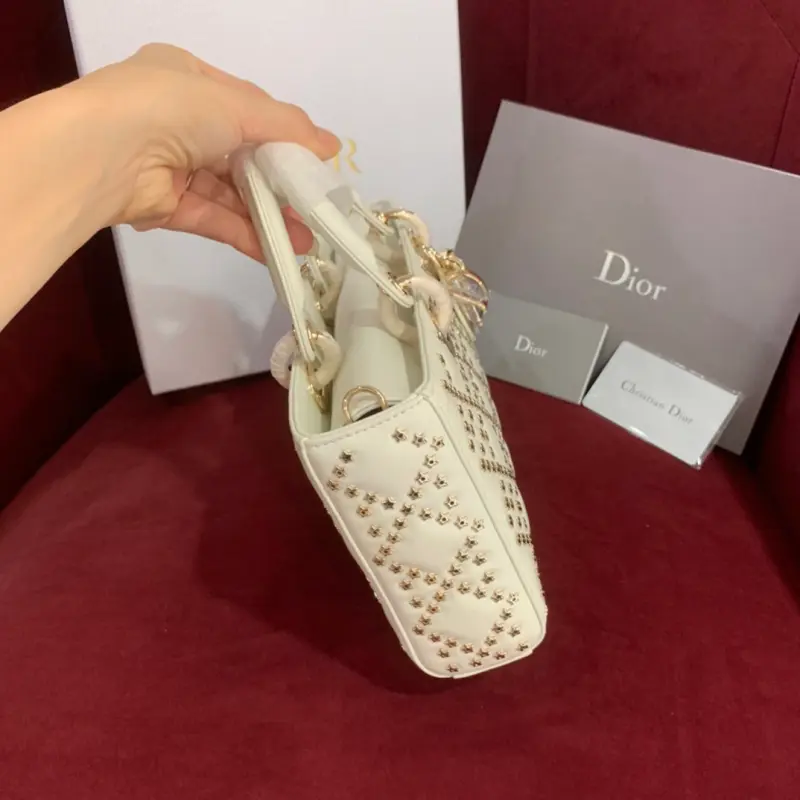 ML17 High Quality Bags - Image 3