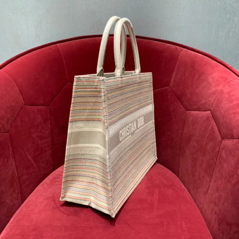 ML105 High Quality Bags - Image 2