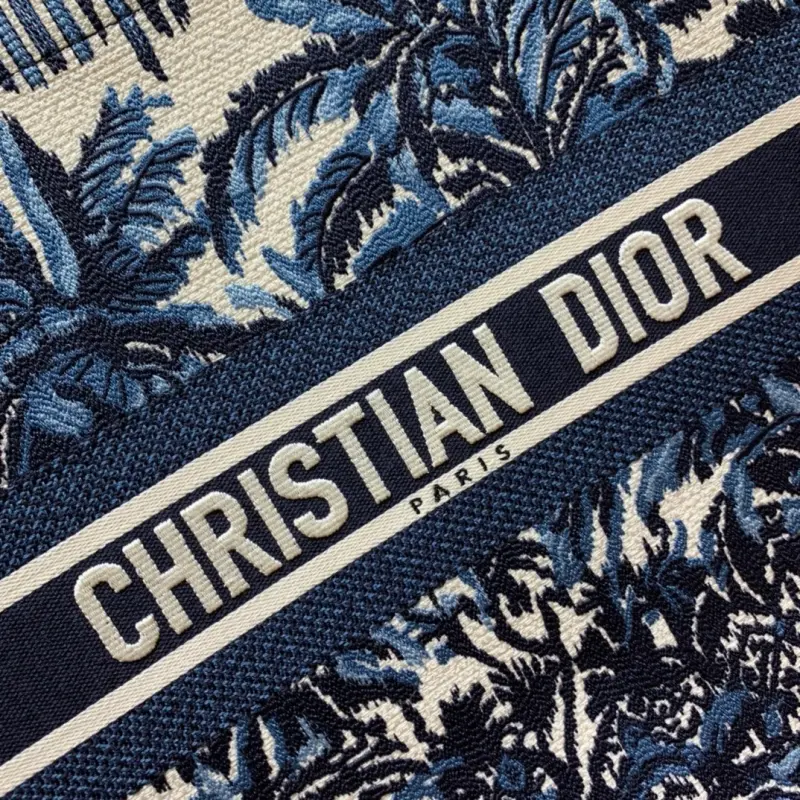 ML10 High Quality Bags - Image 3