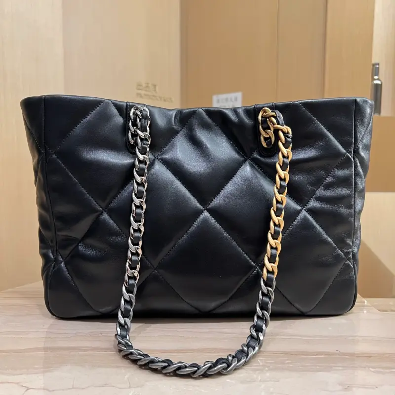 19 Horizontal Shopping Bag CM 1 High Quality Bags - Image 2