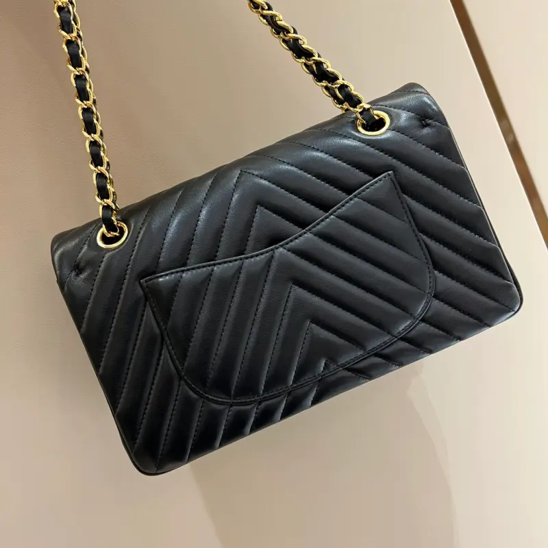 Medium 25cm Sheepskin CM 8 High Quality Bags - Image 2