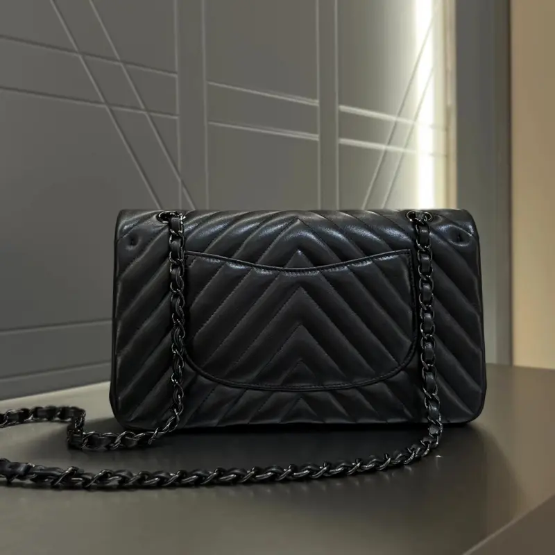 Medium 25cm Lamb Skin CM 11 High Quality Bags - Image 2