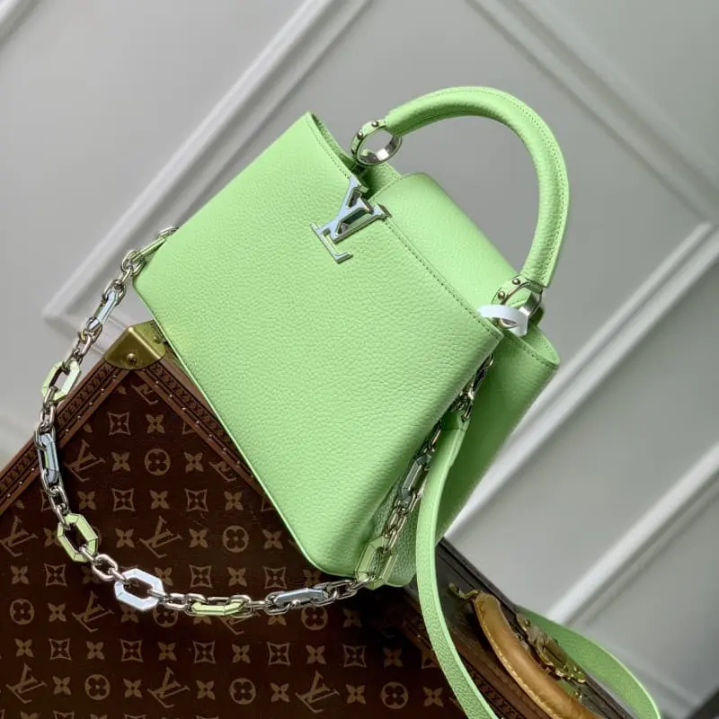 M24683 HH157Medium 31x20x11cm High Quality Bags - Image 3