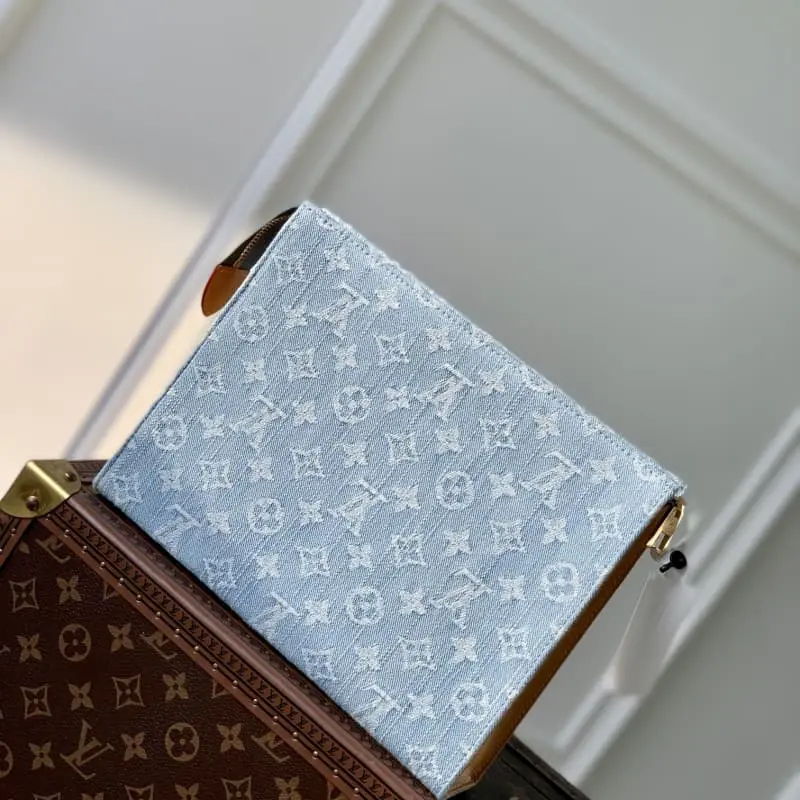 M47542 Light blue denim HH154 26x20cm High Quality Bags - Image 3