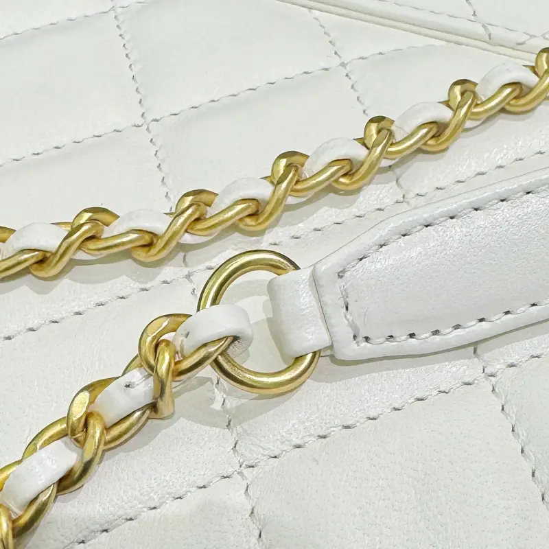 24c Small Satchel Bag High Quality Bags - Image 6