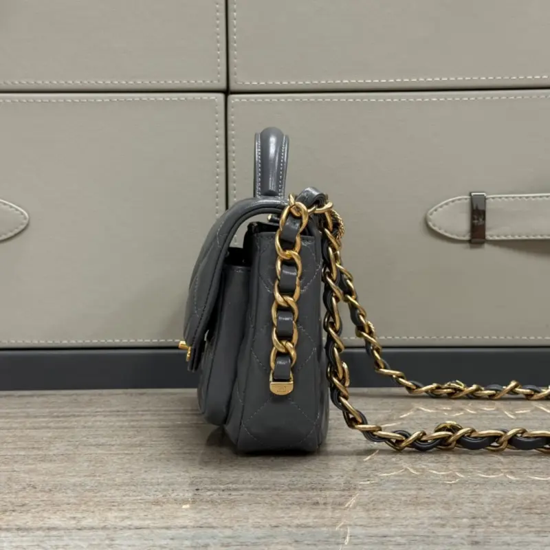 24a Handle Postman Grey High Quality Bags - Image 3