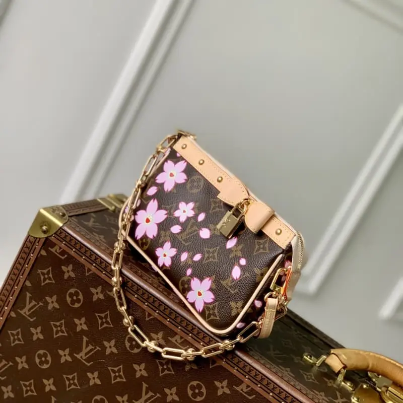 M13666 13x4x22cm High Quality Bags - Image 2