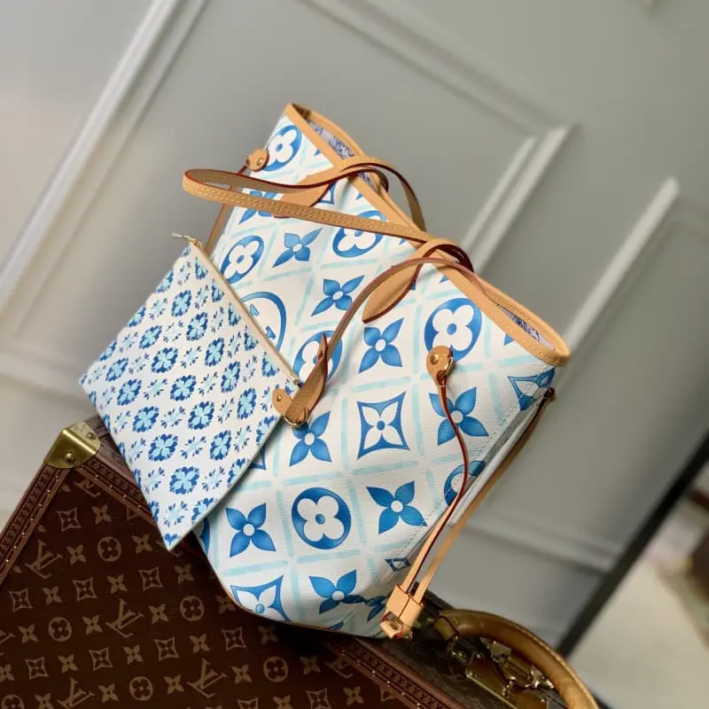 M11263 Blue HH87 31x28x14cm High Quality Bags - Image 3