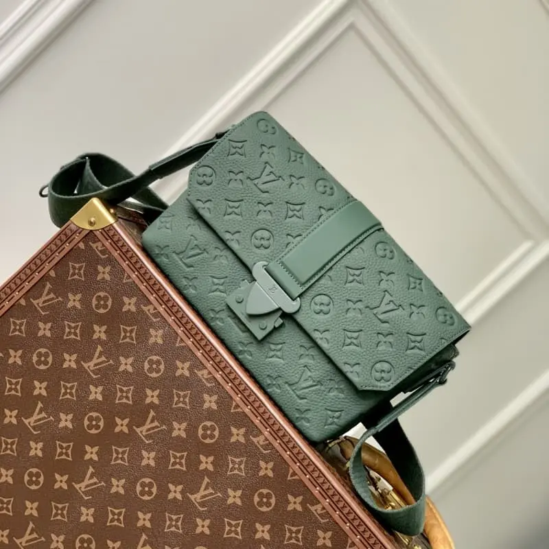 M24439 28x16x10cm High Quality Bags