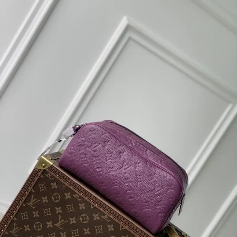 M82576 Leather S3 28x15x16.5cm High Quality Bags