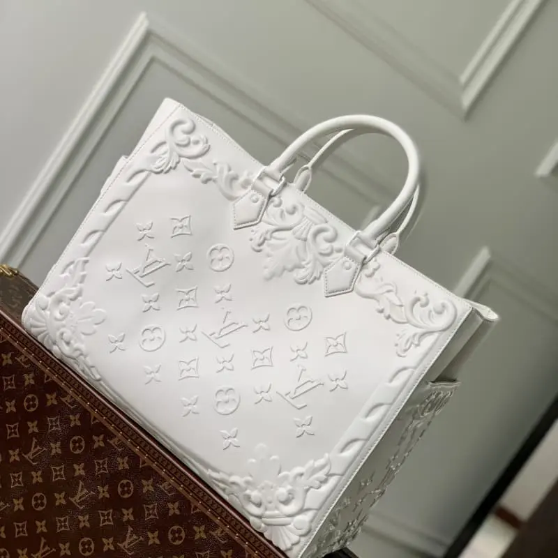 M21841 White 44x33x18cm High Quality Bags