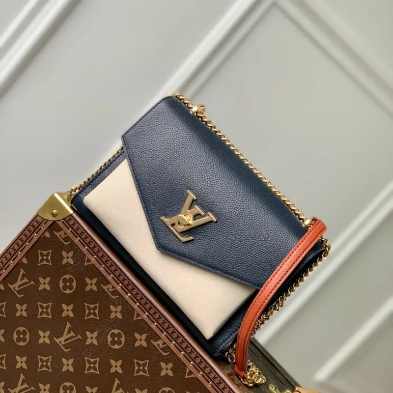 M20982 22.5x17x5.5cm High Quality Bags