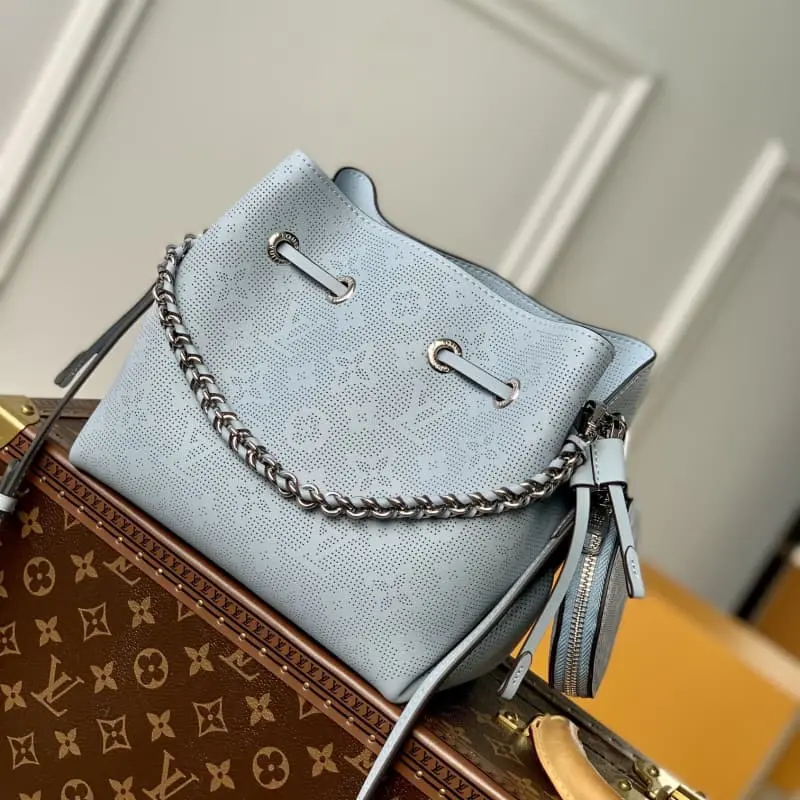 M21582 19x22x14cm High Quality Bags