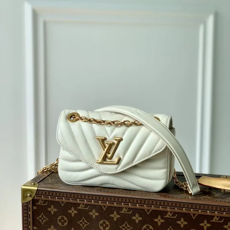 M20685 21x12x9cm High Quality Bags