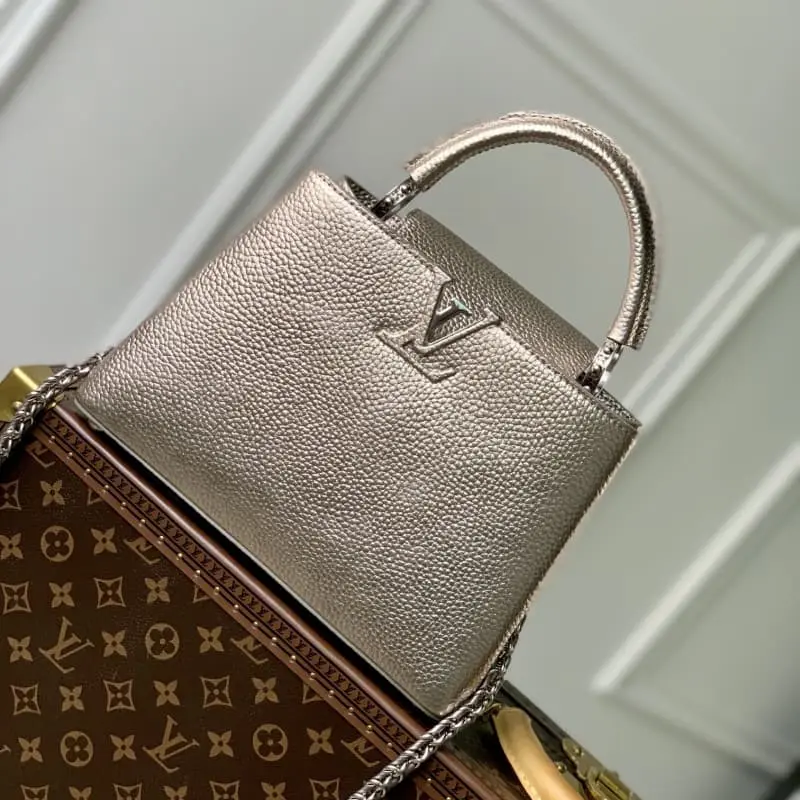 M21102 27*18*9cm High Quality Bags