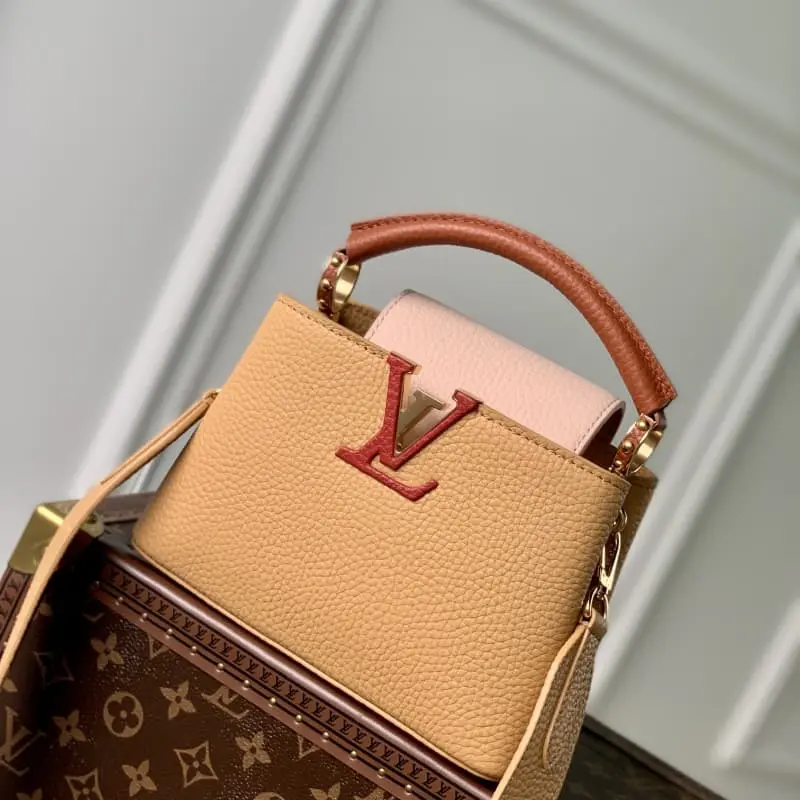 M20748 21x14x8cm High Quality Bags