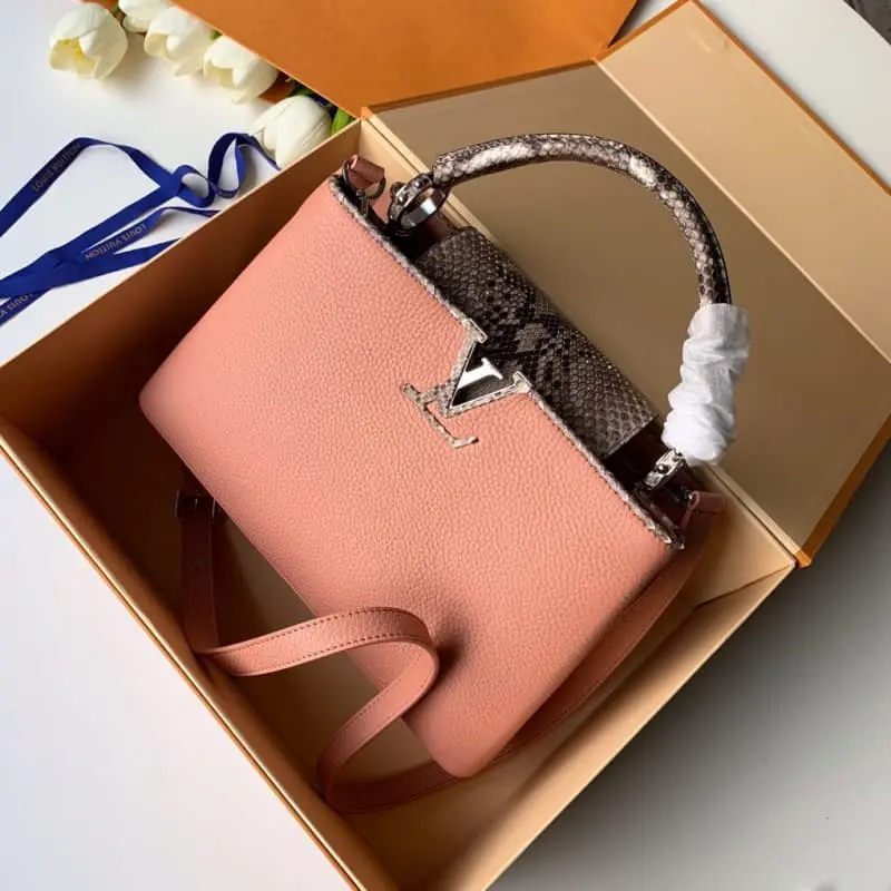 N95509 31.5x20x11cm High Quality Bags